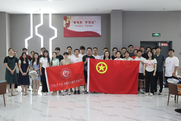 14c1af5b-ed4b-43d7-a6c1-d3c56d139f0d.jpg